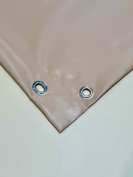 PVC matt mit Saum und Ösen alle 50cm, sand