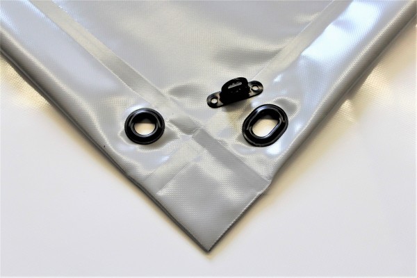 PVC Plane mit Saum und Ovalösen alle 50cm, Grau RAL 7038, inkl. Drehwirbel