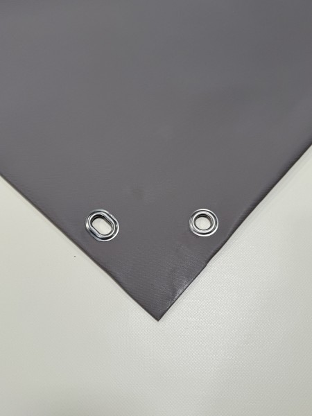 PVC matt mit Canvas-Maserung mit Saum und Ovalösen alle 100cm, Smokey Grey