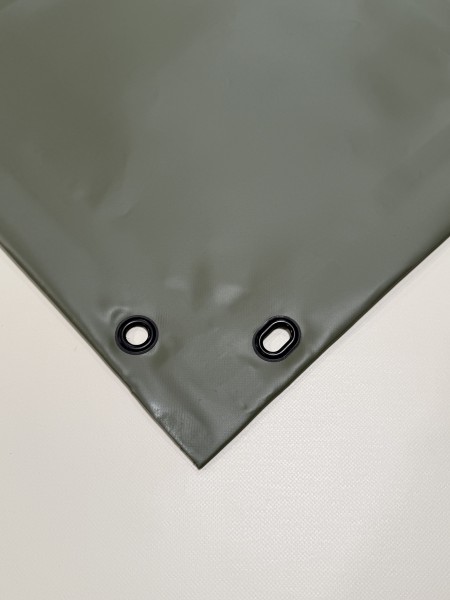 PVC matt mit Saum und Ösen alle 50cm, olivgrün